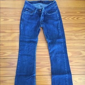 Women Levi jeans